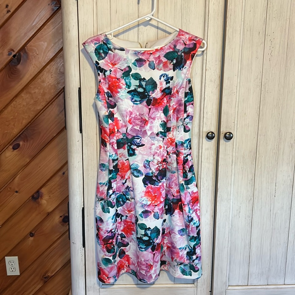 Eliza J floral cocktail dress size 6